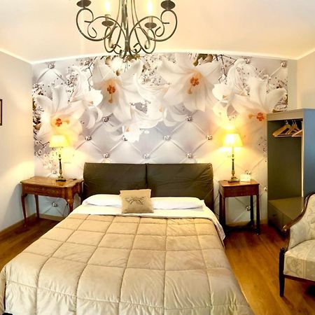 La Casa Di Campagna Sul Garda Puegnago Eksteriør billede