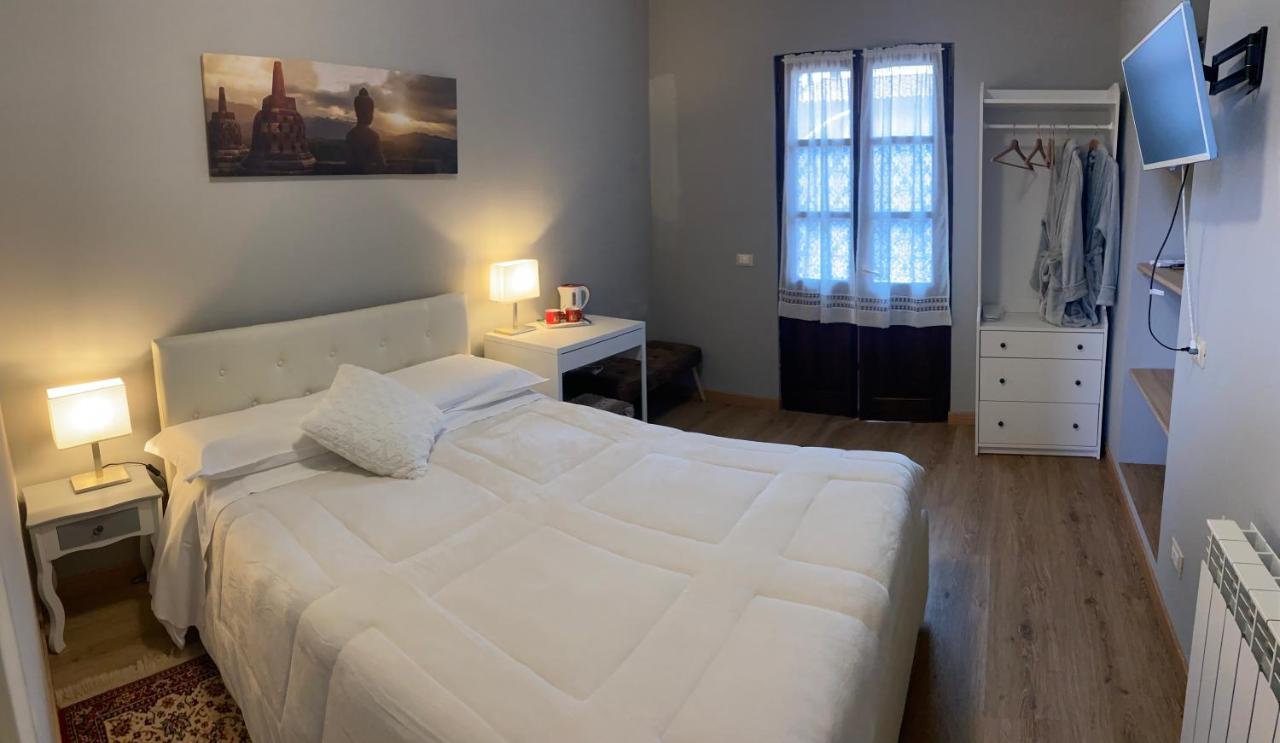 La Casa Di Campagna Sul Garda Puegnago Eksteriør billede