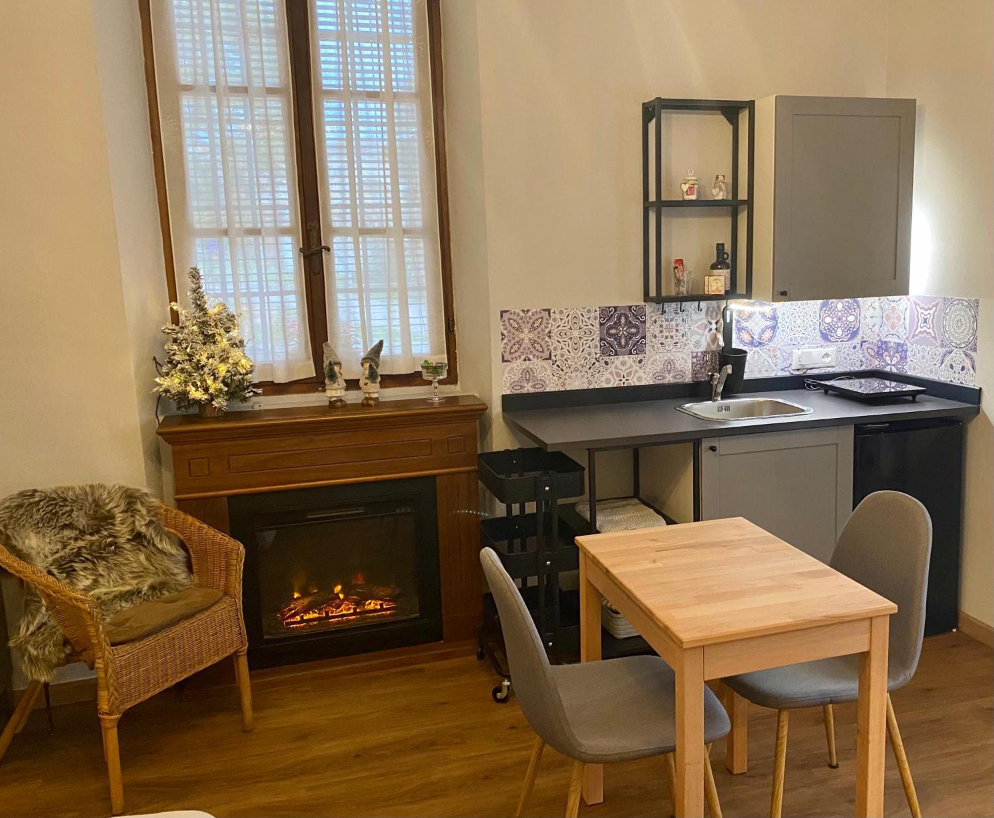 La Casa Di Campagna Sul Garda Puegnago Eksteriør billede